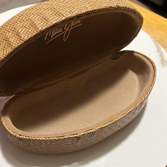 Maui Jim Sunglasses Case, Tan - Picture 4 of 6